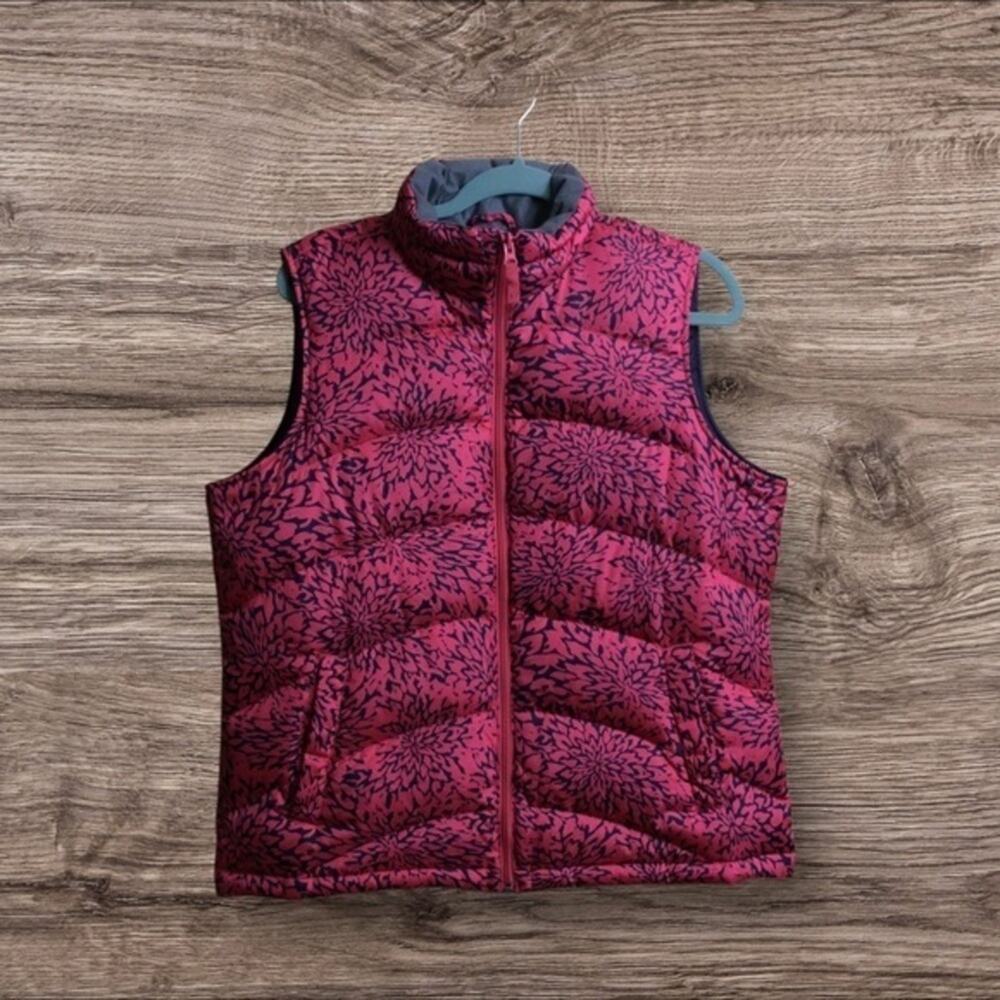 NWOT Lands End hot pink floral dahlia down vest. Large 14/16.